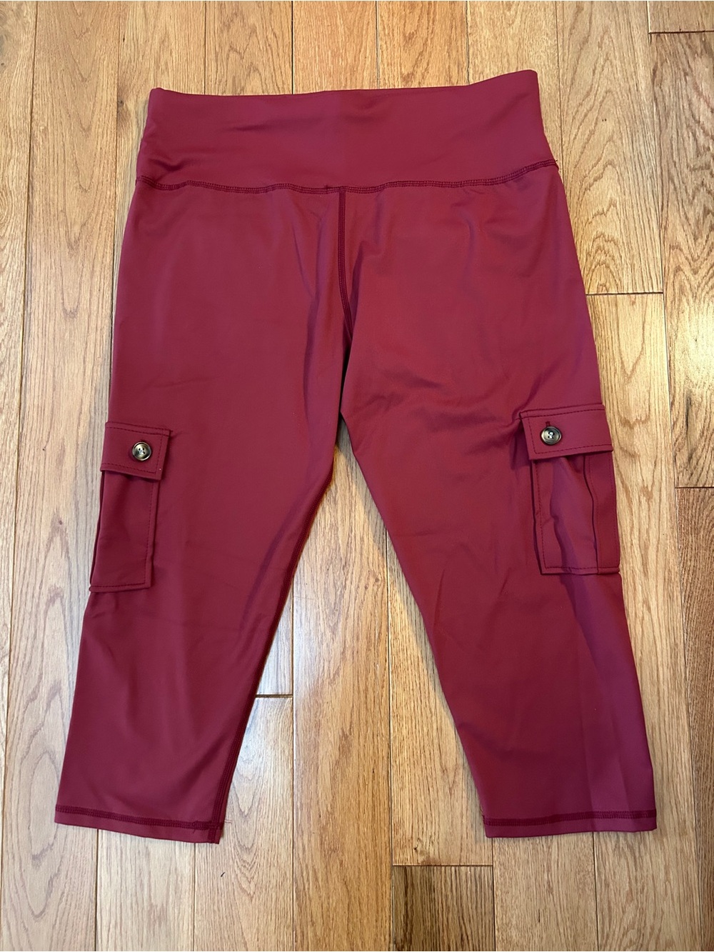 Women’s Burgundy Cargo Cropped Leggings Pants XL Stretch Athleisure Pockets